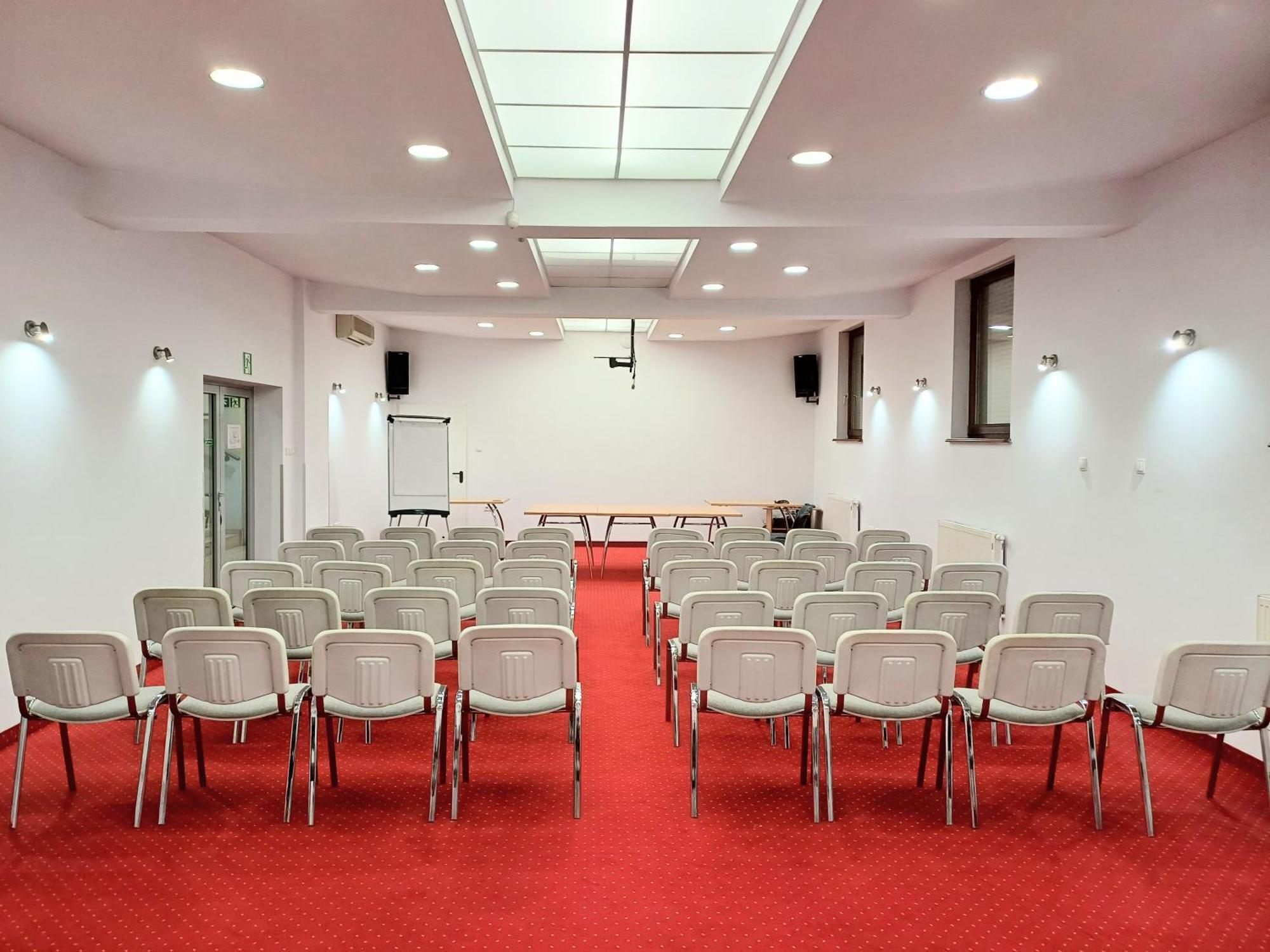 Hotel I Restauracja Borowianka Ostrów Wielkopolski Dış mekan fotoğraf