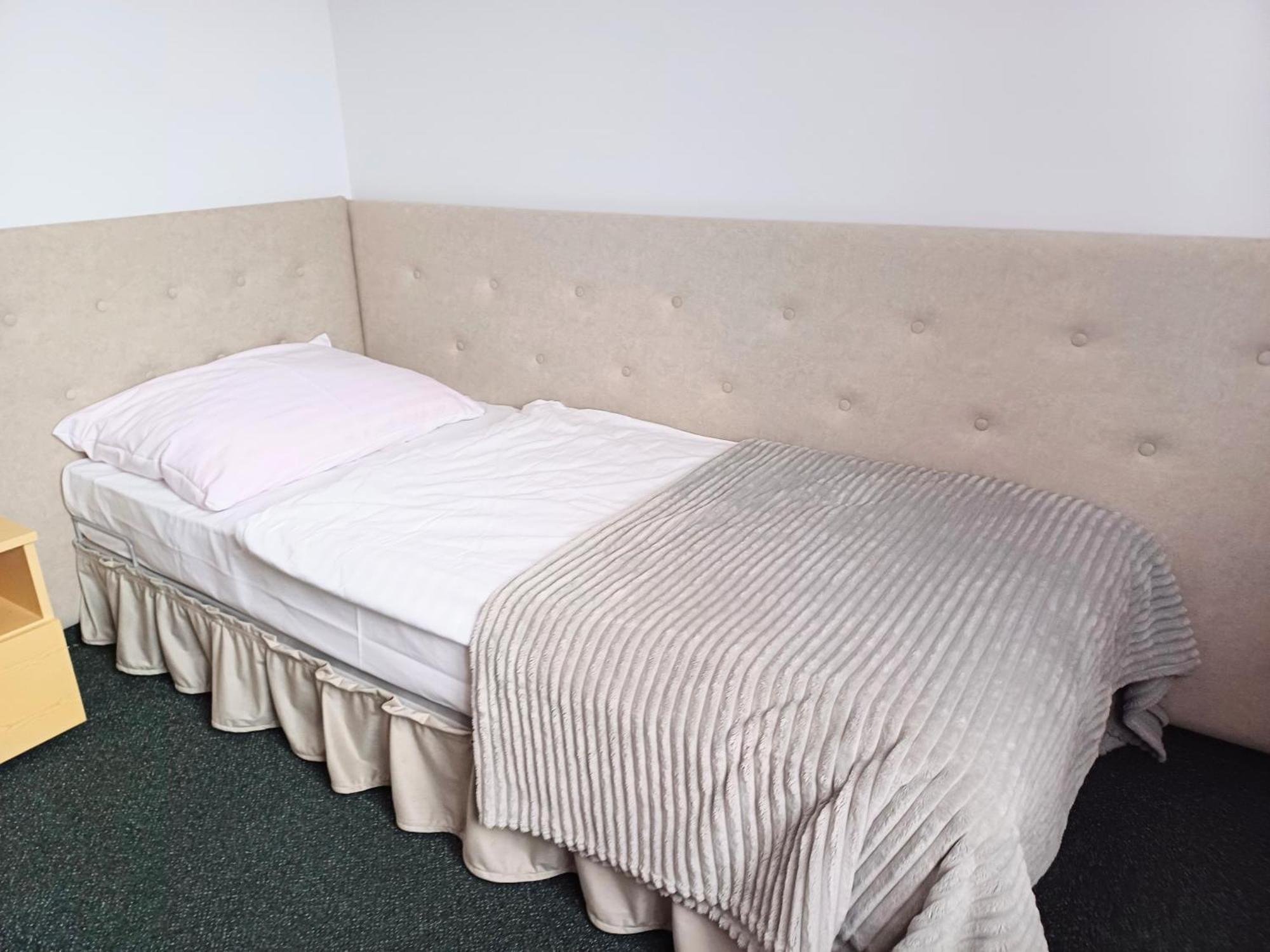 Hotel I Restauracja Borowianka Ostrów Wielkopolski Dış mekan fotoğraf